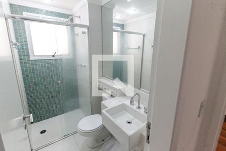 Banheiro de apartamento para alugar com 2 quartos, 56m² em Vila Sonia do Taboao, Taboão da Serra