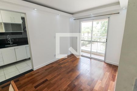Sala de apartamento para alugar com 2 quartos, 56m² em Vila Sonia do Taboao, Taboão da Serra