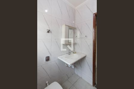 Banheiro de casa para alugar com 2 quartos, 209m² em Jardim Munhoz, Guarulhos