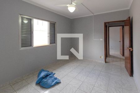 Quarto 1 de casa para alugar com 2 quartos, 209m² em Jardim Munhoz, Guarulhos