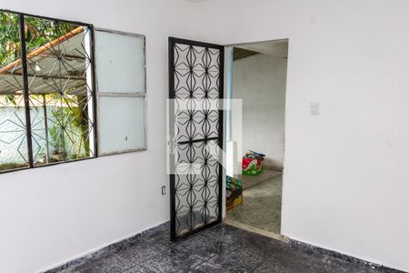 Sala de casa para alugar com 2 quartos, 110m² em Campo Grande, Rio de Janeiro