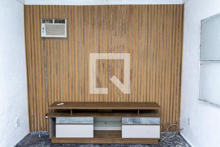 Sala de casa para alugar com 2 quartos, 110m² em Campo Grande, Rio de Janeiro