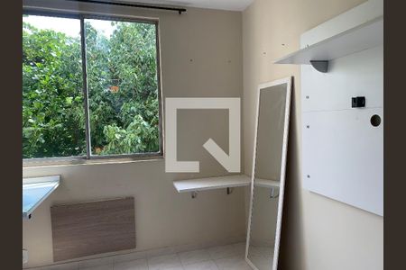 Quarto 1 de apartamento para alugar com 2 quartos, 40m² em Taquara, Rio de Janeiro