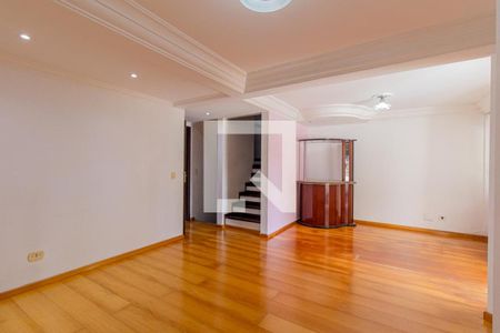 Sala de casa para alugar com 4 quartos, 220m² em Lindoia, Curitiba