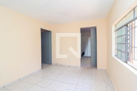 Sala de casa para alugar com 2 quartos, 100m² em Cidade Antônio Estêvão de Carvalho, São Paulo