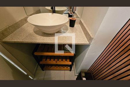 Lavabo de casa de condomínio à venda com 3 quartos, 85m² em Jardim Shangai, Jundiaí