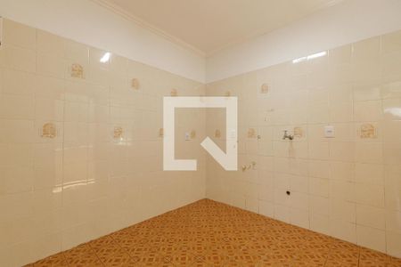 Cozinha  de apartamento à venda com 2 quartos, 51m² em Vila Ipiranga, Porto Alegre