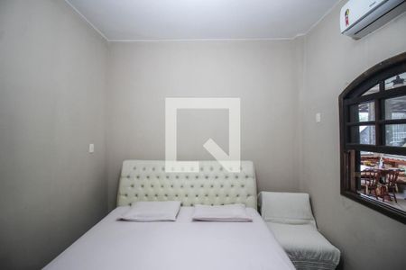 Suíte de casa para alugar com 4 quartos, 510m² em Miguel Couto, Nova Iguaçu