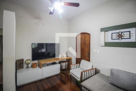 Sala de casa para alugar com 4 quartos, 510m² em Miguel Couto, Nova Iguaçu