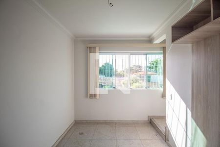 Sala de Estar de apartamento à venda com 3 quartos, 150m² em Heliópolis, Belo Horizonte