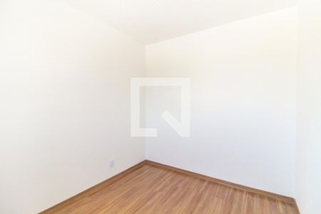 Quarto 1 de apartamento para alugar com 2 quartos, 66m² em Vila Carmosina, São Paulo