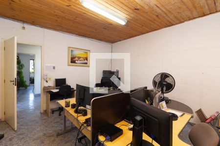 Quarto 1 de casa à venda com 2 quartos, 480m² em Vila Santa Teresinha, São Paulo