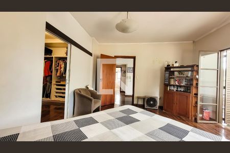 Suite  de casa à venda com 4 quartos, 260m² em Cidade Universitária, Campinas