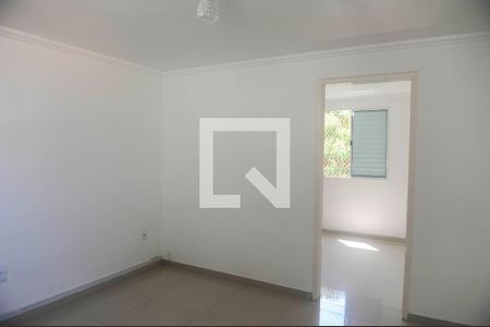Sala de apartamento para alugar com 2 quartos, 53m² em Chacara Dona Escolastica, Itaquaquecetuba