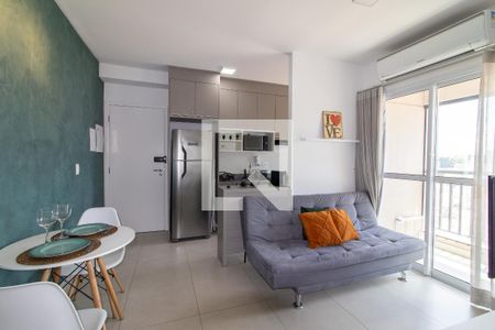 Sala de apartamento à venda com 1 quarto, 40m² em Cambuí, Campinas