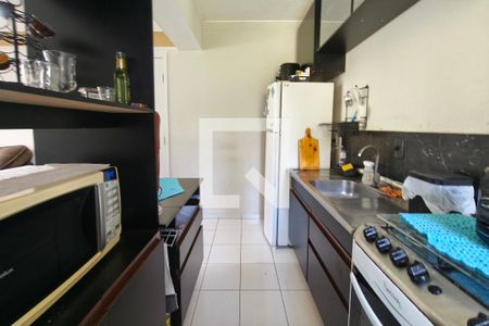 Cozinha de apartamento à venda com 2 quartos, 47m² em Vila Marieta, Campinas