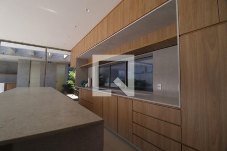 Sala/Cozinha de casa para alugar com 3 quartos, 233m² em Jardim Karaíba, Uberlândia