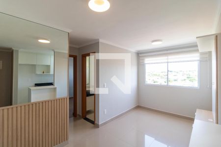 Salas de apartamento para alugar com 2 quartos, 44m² em Vila Satúrnia, Campinas