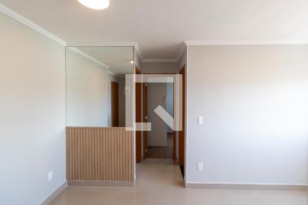 Salas de apartamento para alugar com 2 quartos, 44m² em Vila Satúrnia, Campinas