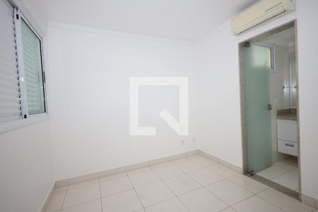 Quarto 1 de apartamento para alugar com 4 quartos, 160m² em Setor Bueno, Goiânia