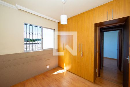 QUARTO1 de apartamento para alugar com 2 quartos, 50m² em João Paulo Ii, Belo Horizonte