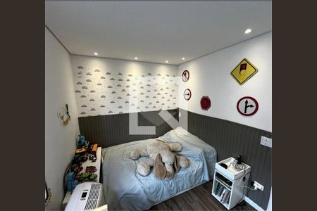 Casa à venda com 3 quartos, 242m² em Chora Menino, São Paulo