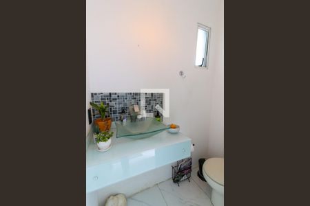 Lavabo de casa para alugar com 4 quartos, 218m² em Vila Brandina, Campinas