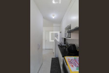 Cozinha e Área de Serviço de apartamento para alugar com 2 quartos, 41m² em Jardim Santa Teresinha, São Paulo