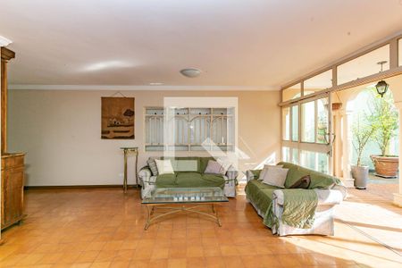 Sala de casa à venda com 4 quartos, 280m² em Bosque da Saúde, São Paulo