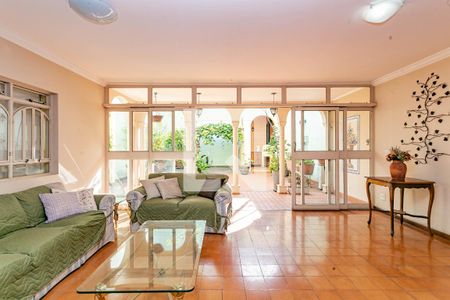 Sala de casa à venda com 4 quartos, 280m² em Bosque da Saúde, São Paulo