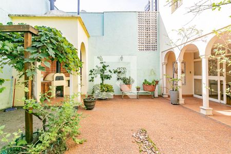 Quintal de casa à venda com 4 quartos, 280m² em Bosque da Saúde, São Paulo