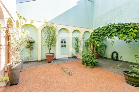 Quintal de casa à venda com 4 quartos, 280m² em Bosque da Saúde, São Paulo