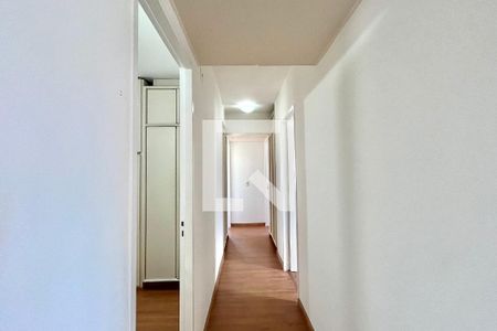 Corredor de apartamento para alugar com 4 quartos, 126m² em Vila Clementino, São Paulo
