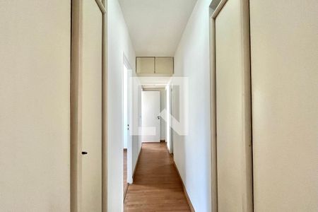 Corredor de apartamento para alugar com 4 quartos, 126m² em Vila Clementino, São Paulo