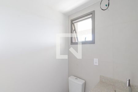 Banheiro de kitnet/studio para alugar com 1 quarto, 42m² em Vila Nova Conceição, São Paulo