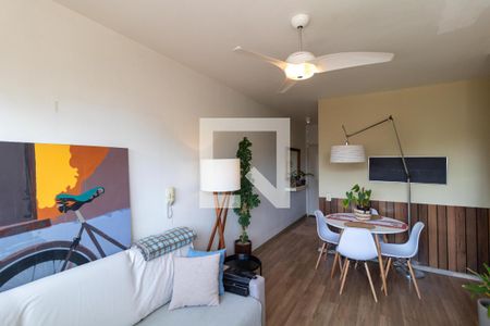 Salas de apartamento à venda com 1 quarto, 44m² em Centro, Campinas