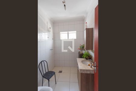 Banheiro de casa à venda com 1 quarto, 322m² em Vila Marieta, Campinas