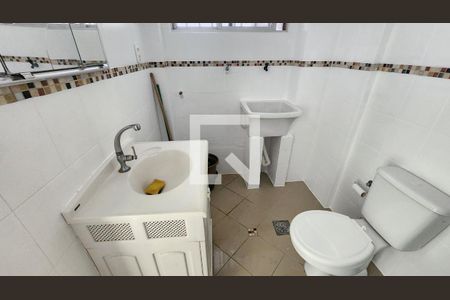 Banheiro de kitnet/studio para alugar com 1 quarto, 52m² em Barris, Salvador