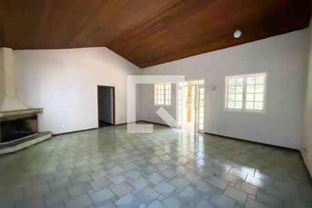 Sala de casa de condomínio para alugar com 6 quartos, 280m² em Parque do Engenho, Nova Lima