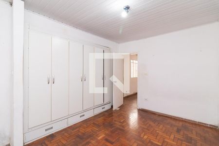 Quarto 1 de casa para alugar com 2 quartos, 250m² em Vila Ré, São Paulo