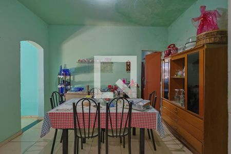 Casa à venda com 3 quartos, 100m² em Nacional, Contagem