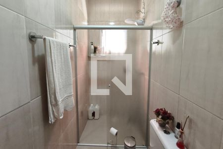 Banheiro Suíte de casa para alugar com 3 quartos, 319m² em Parque Santa Bárbara, Campinas