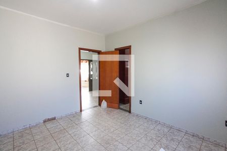 Suite 1 de casa para alugar com 3 quartos, 329m² em Brasil, Uberlândia