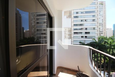 Sala de apartamento para alugar com 3 quartos, 115m² em Itaim Bibi, São Paulo