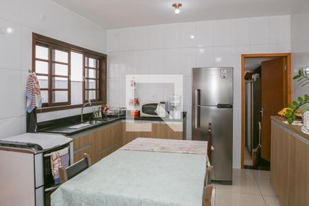 Sala e Cozinha de casa à venda com 4 quartos, 120m² em Bela Aliança, São Paulo
