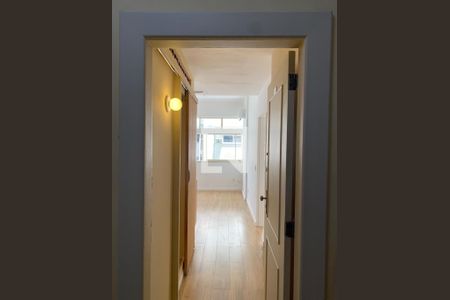 Apartamento à venda com 1 quarto, 43m² em Três Rios, Rio de Janeiro