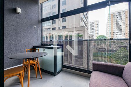 Studio - Varanda de kitnet/studio para alugar com 1 quarto, 25m² em Pinheiros, São Paulo