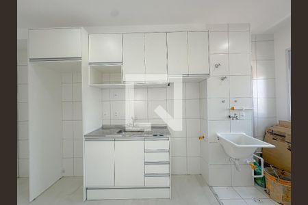 Sala/Cozinha de apartamento para alugar com 2 quartos, 38m² em Barra Funda, São Paulo