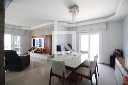 Sala de casa de condomínio para alugar com 4 quartos, 271m² em Jacarepaguá, Rio de Janeiro