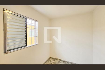 Quarto 1 de casa para alugar com 2 quartos, 90m² em Vila Santa Terezinha, Carapicuíba